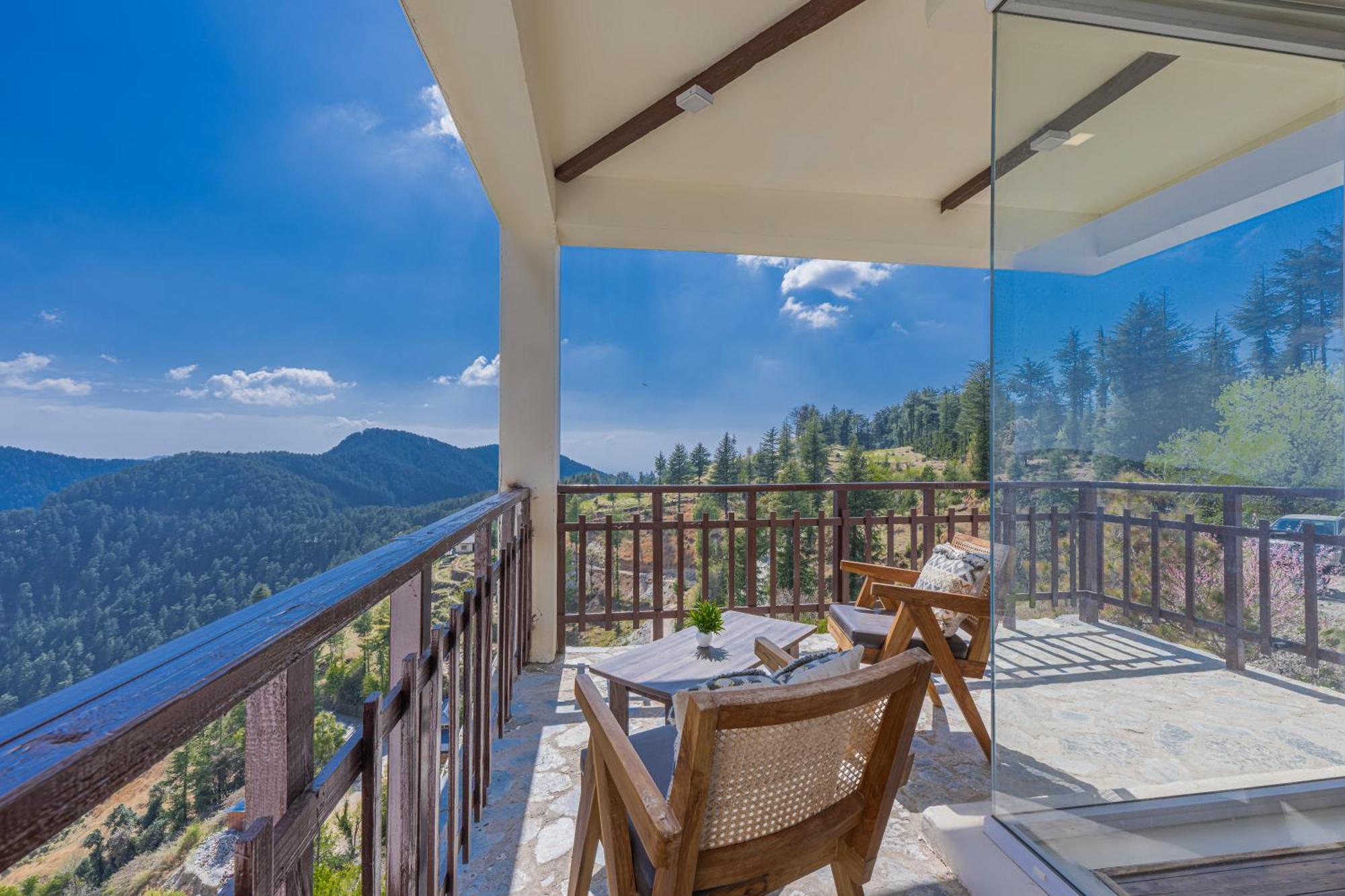 Hotel Wood Winds - A Best Valley View Hotel Шимла Екстериор снимка